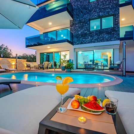 Luxury Apartments Vilamaloca Вир Екстериор снимка