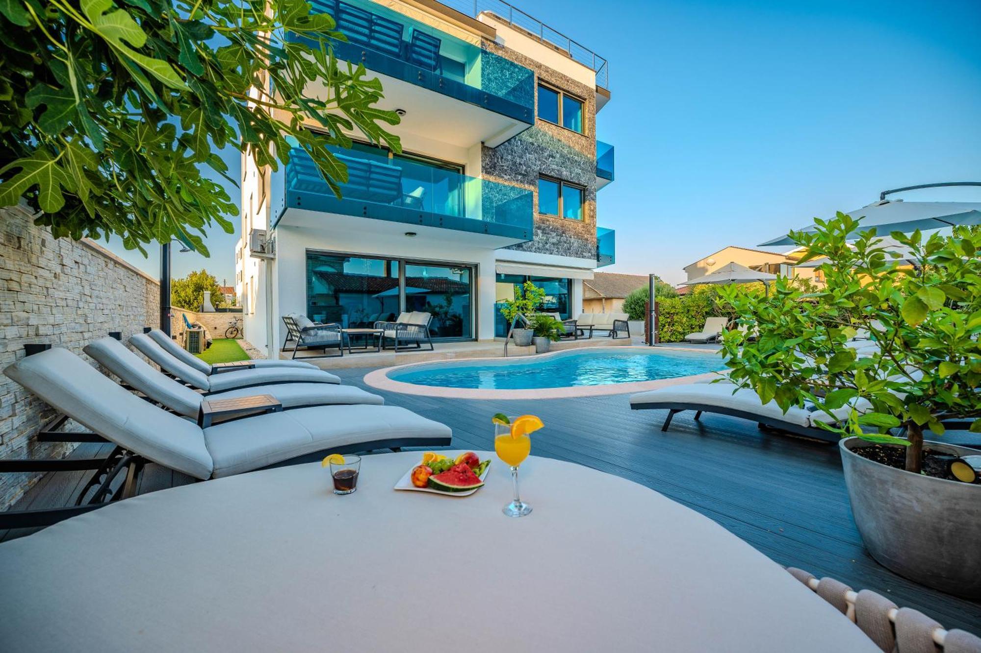 Luxury Apartments Vilamaloca Вир Екстериор снимка