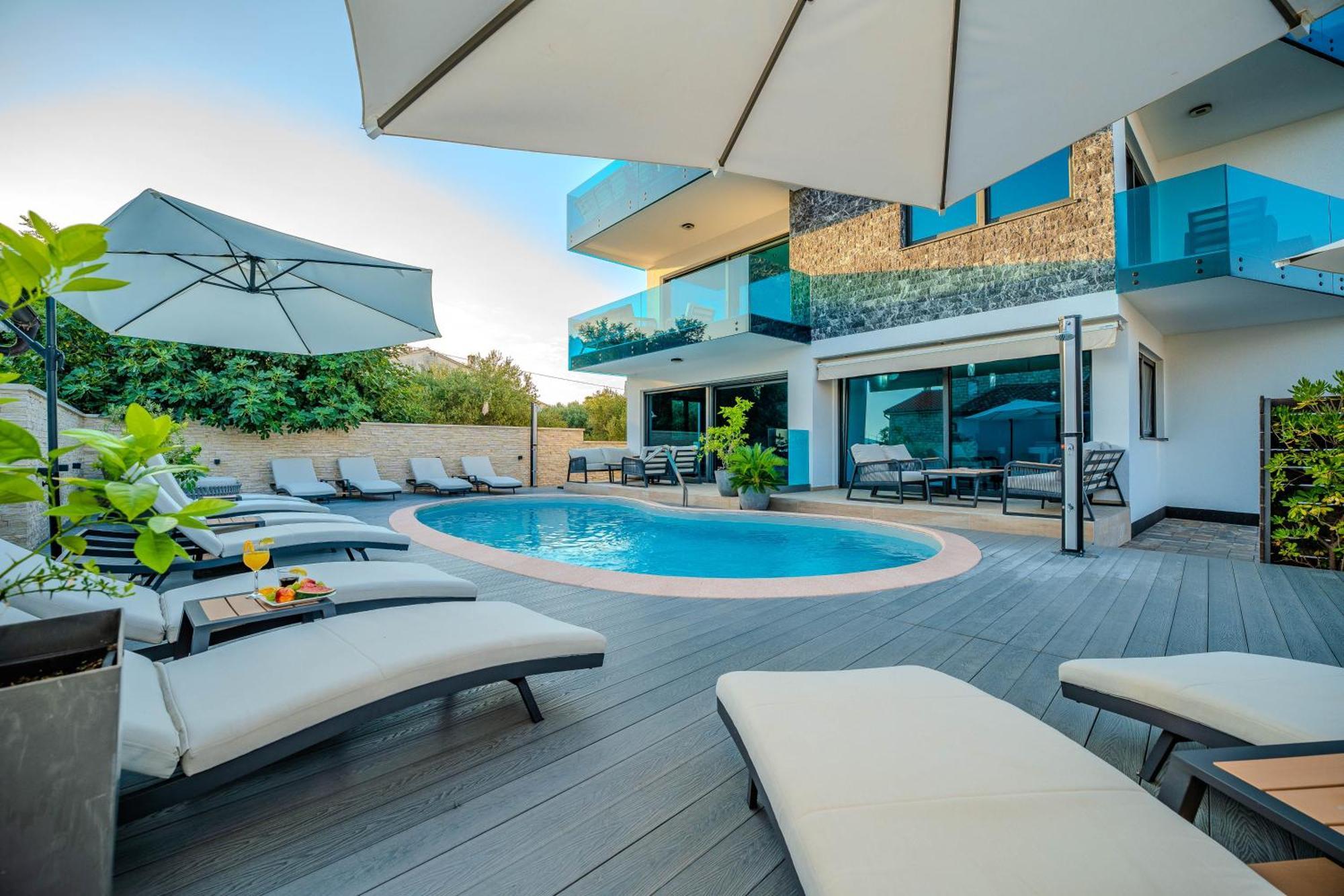 Luxury Apartments Vilamaloca Вир Екстериор снимка