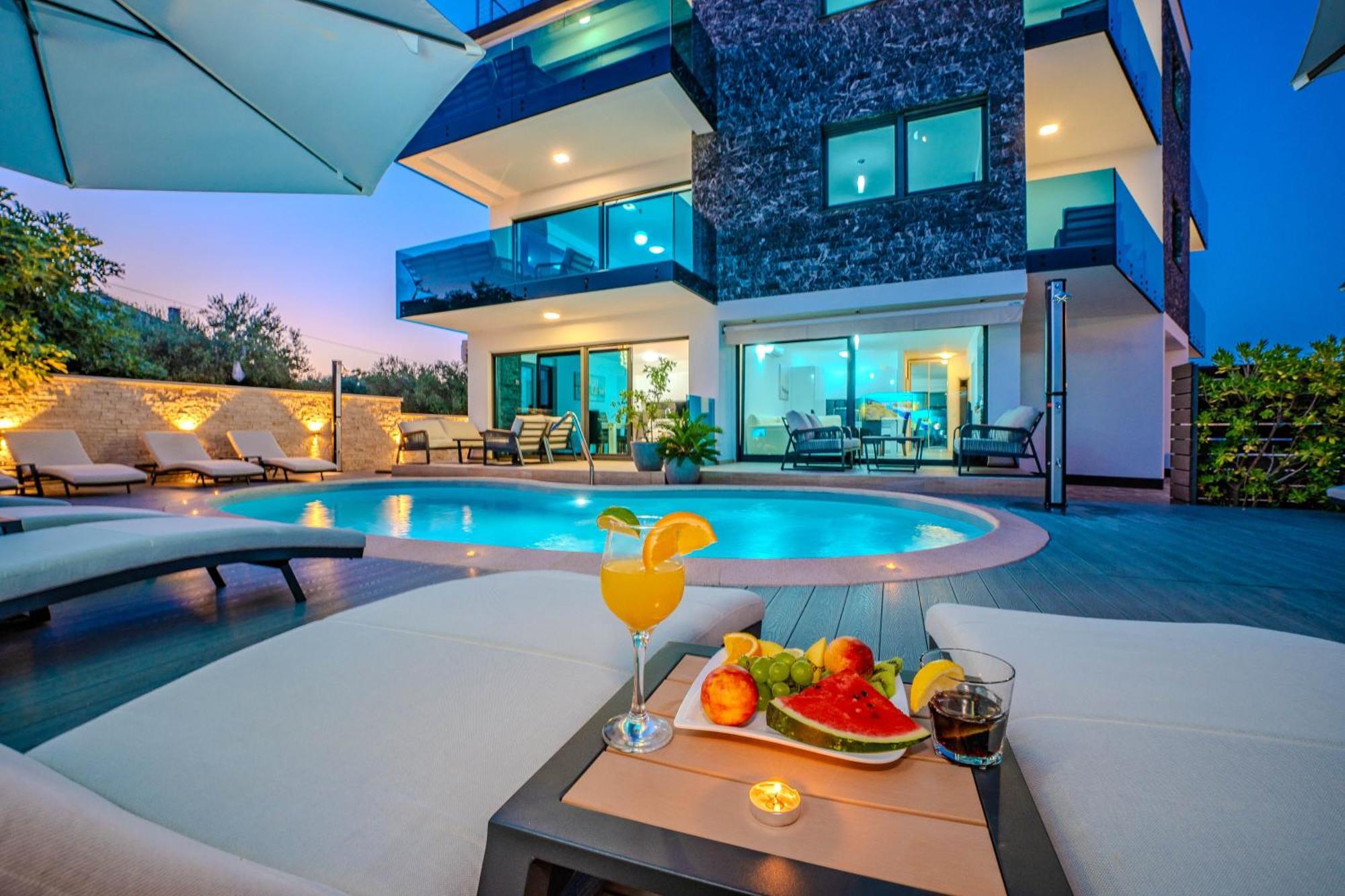 Luxury Apartments Vilamaloca Вир Екстериор снимка