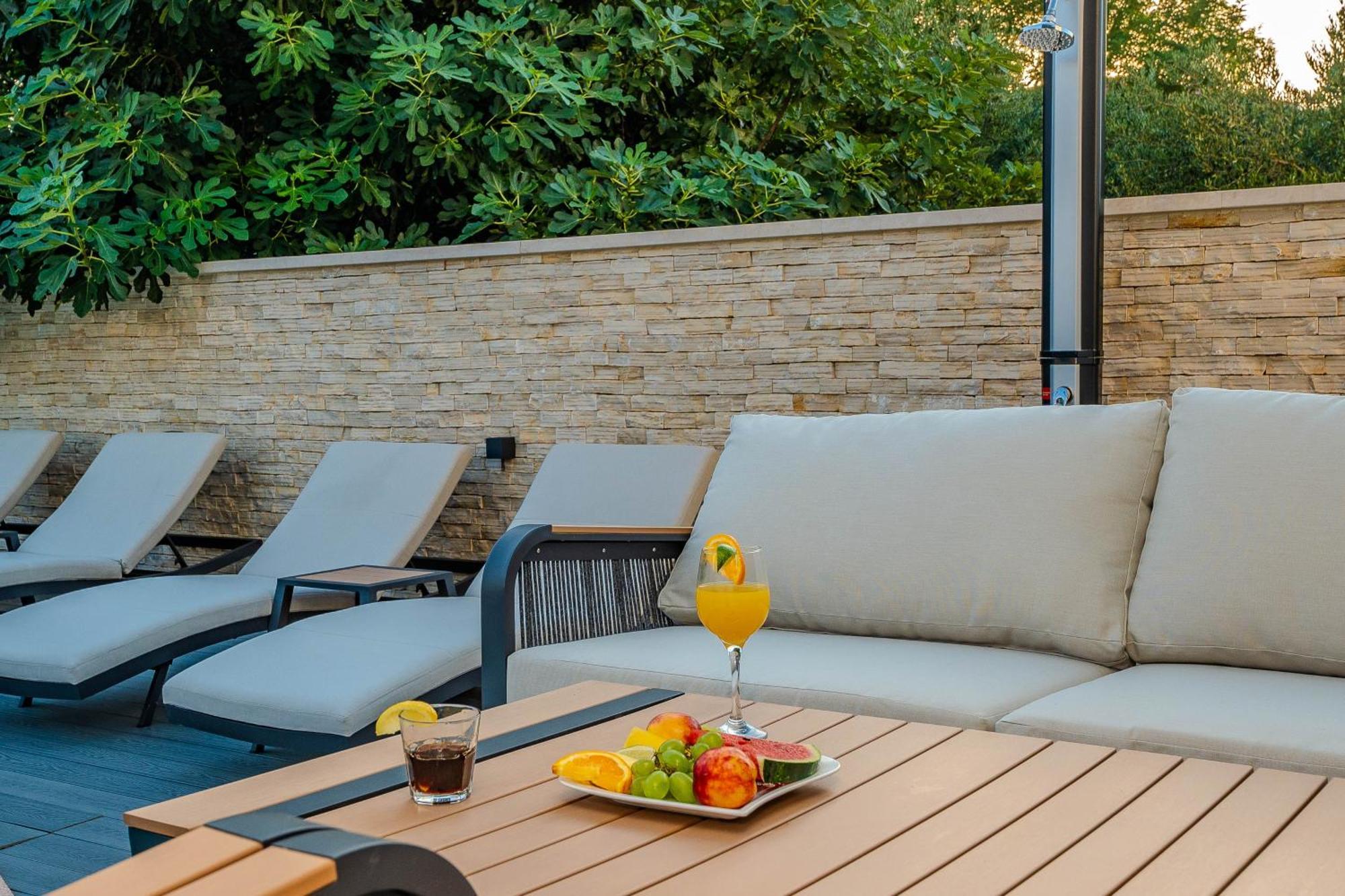 Luxury Apartments Vilamaloca Вир Екстериор снимка