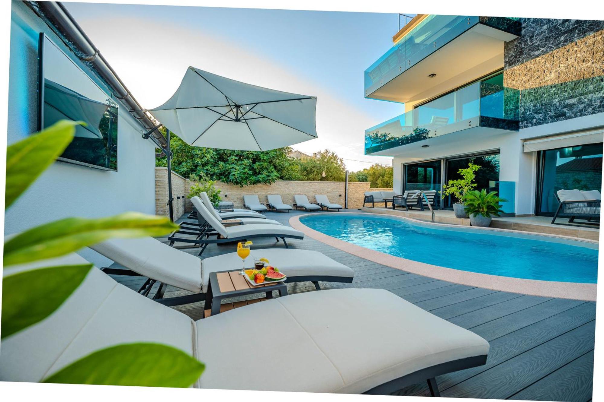 Luxury Apartments Vilamaloca Вир Екстериор снимка