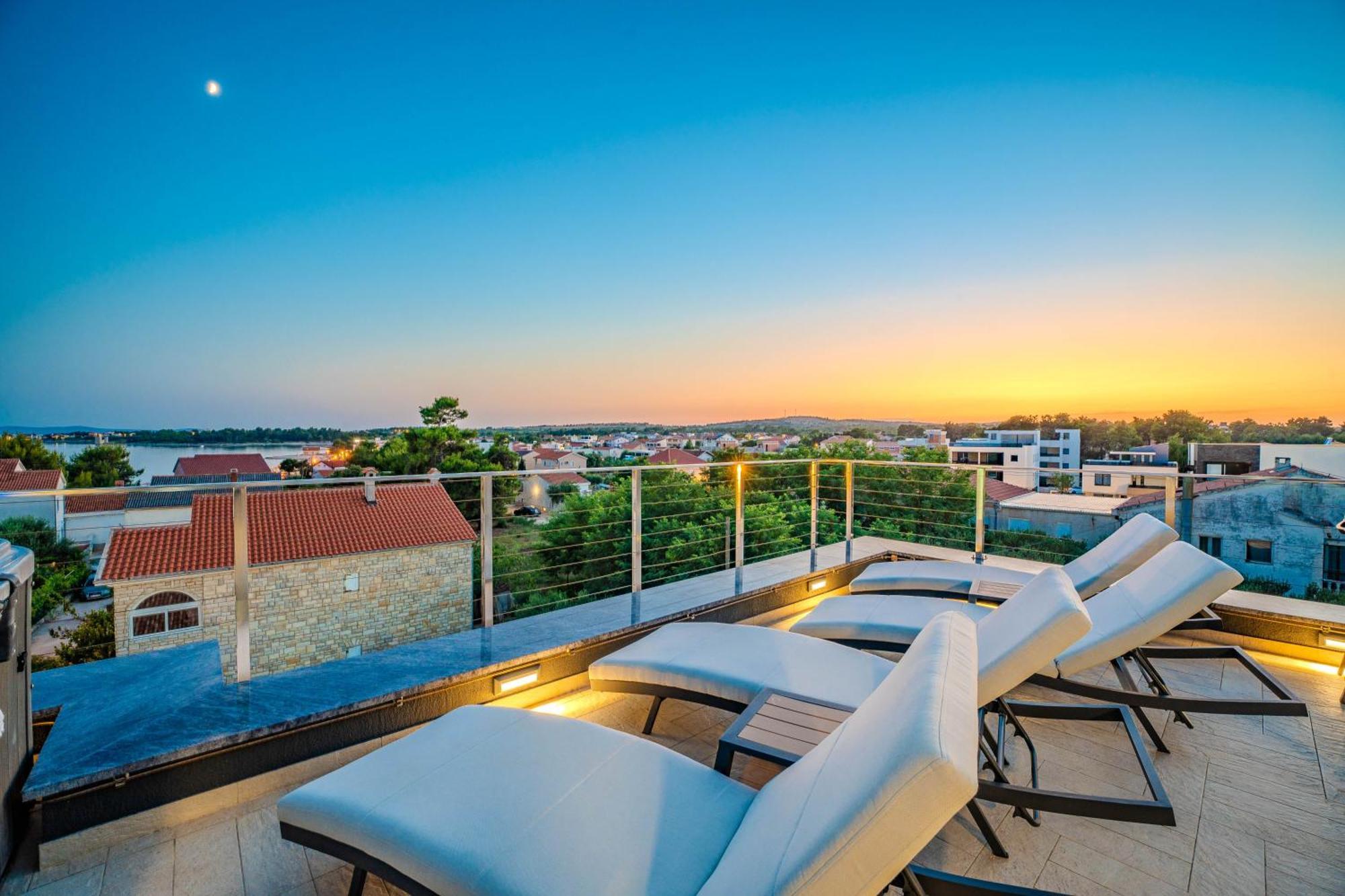 Luxury Apartments Vilamaloca Вир Екстериор снимка
