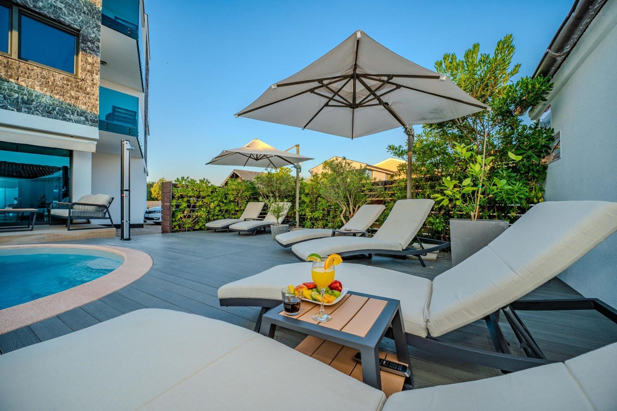 Luxury Apartments Vilamaloca Вир Екстериор снимка