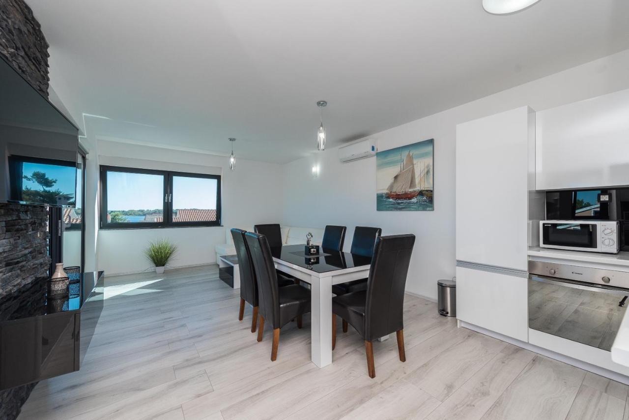 Luxury Apartments Vilamaloca Вир Екстериор снимка